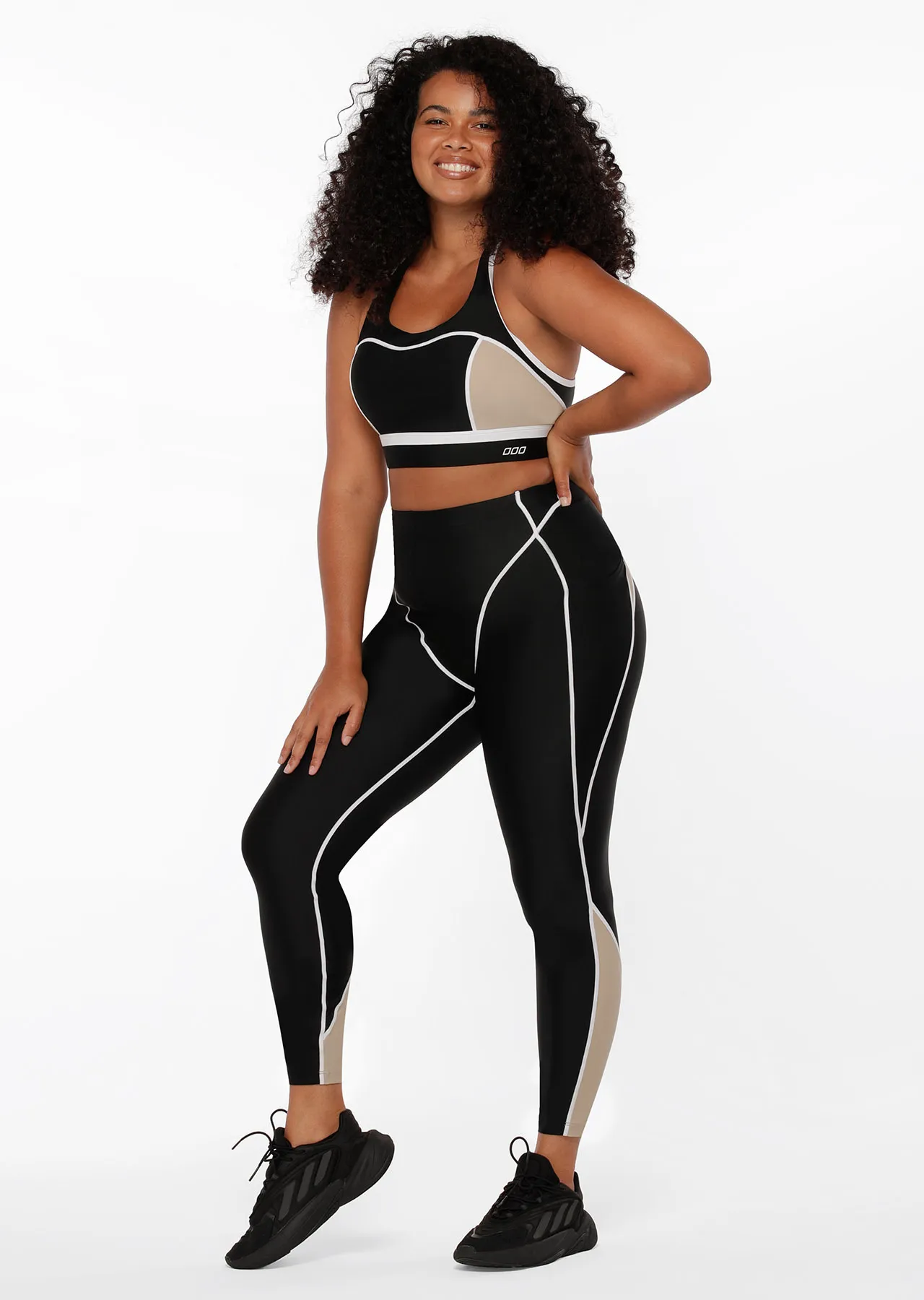 Accentuate Phone Pocket Ankle Biter Leggings | Black | Tights and Leggings | Lorna Jane New Zealand