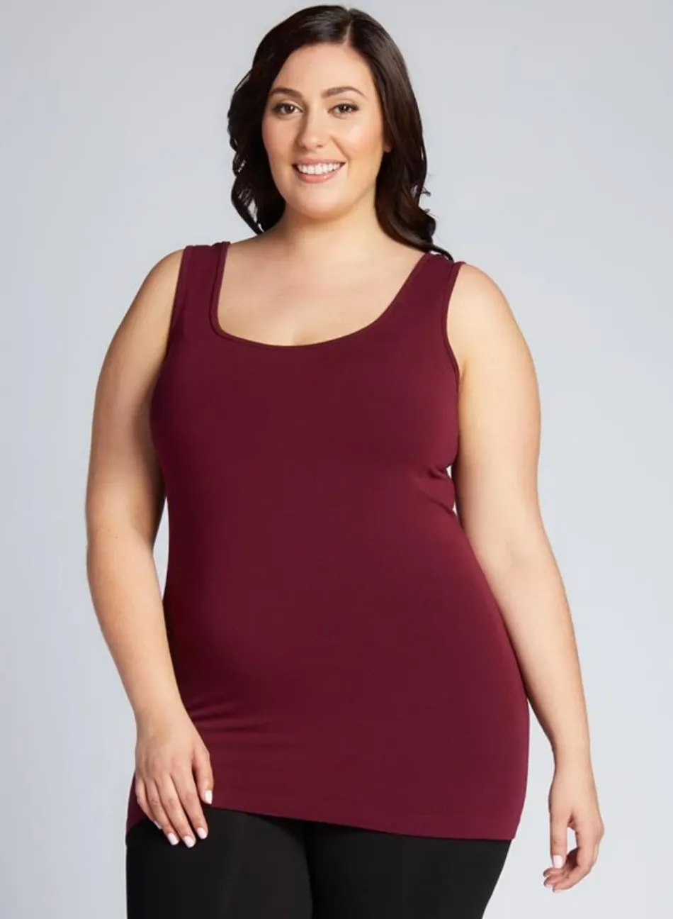 C'est Moi tank, bamboo plus size (3 colors)