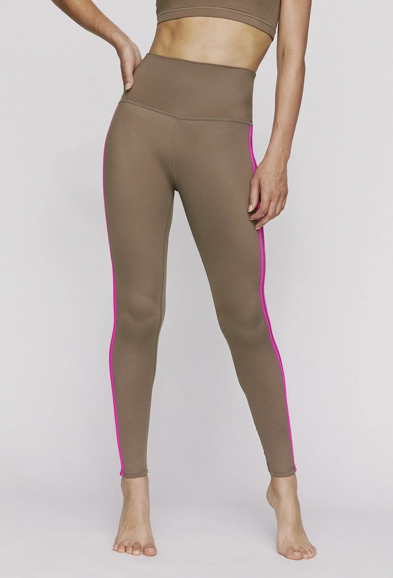 Double Stripe Leggings Sandstorm- Neon Pink