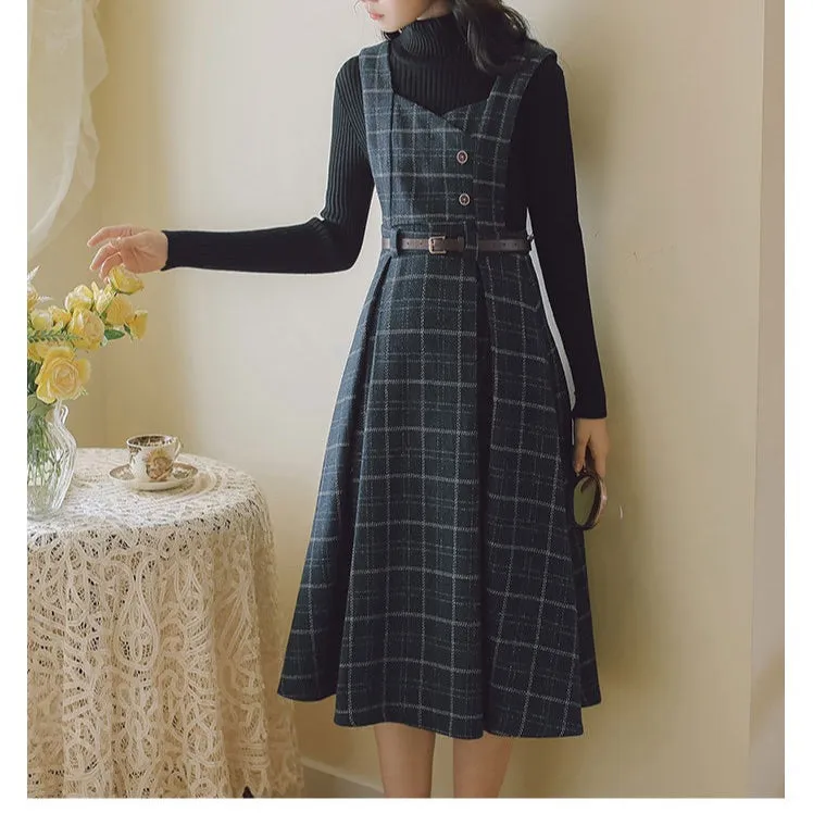 Pinafore Dress - Petya Wool Dark Academia